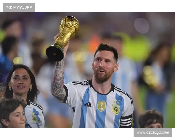 围绕梅西职业生涯小赛冠军完整列表的全面梳理与深度解析专题综述